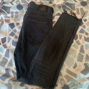 9 inch Grey Madewell Skinny Jean